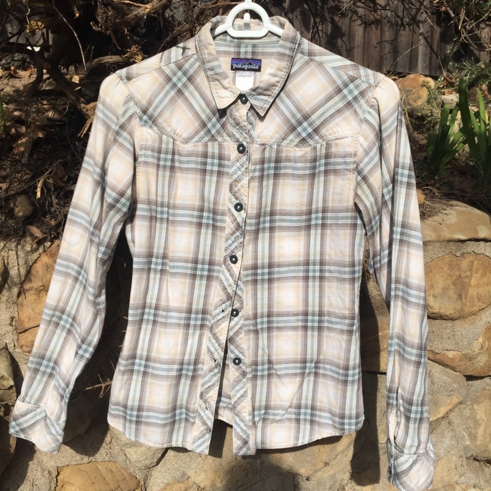Patagonia Organic Cotton Plaid Button Down